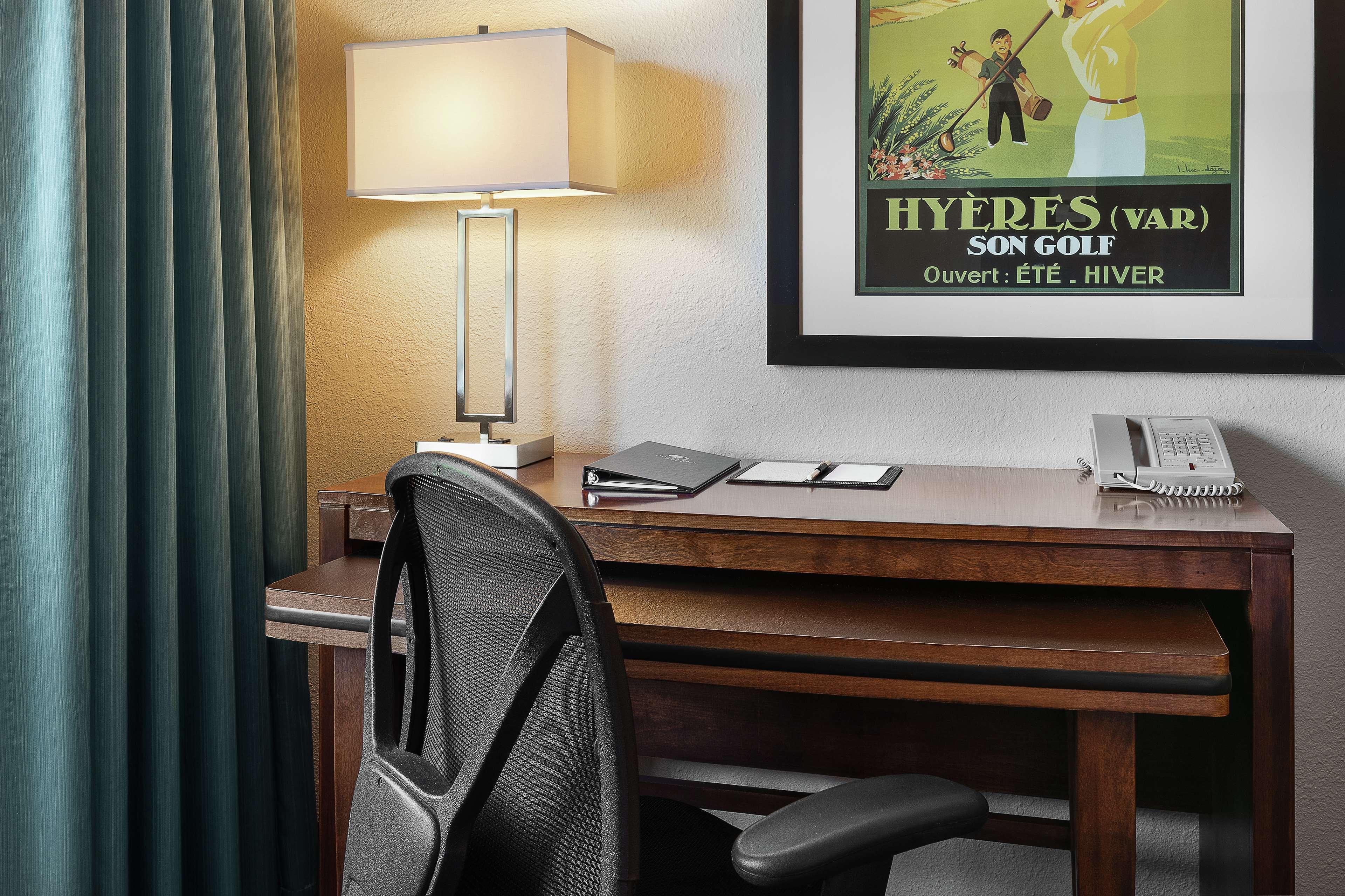 מלון Doubletree By Hilton Cape Cod - הייאניס מראה חיצוני תמונה