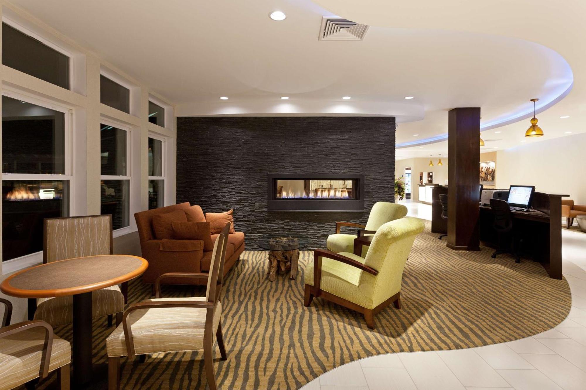 מלון Doubletree By Hilton Cape Cod - הייאניס מראה חיצוני תמונה